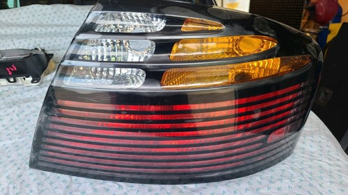 2000-2005 Pontiac Bonneville RH Right Passenger Side Tail Light OEM