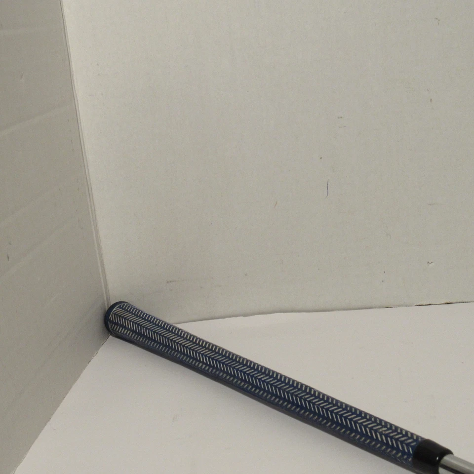 Vintage Spaulding 5 Tournament Queen S 3/23 Golf Iron, RH Step-Rite Chevron - Image 4 of 4