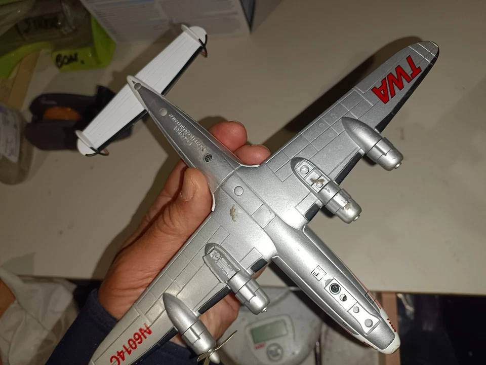 VECCHIO AEREO CORGI - TWA N6014C - Immagine 4 di 4