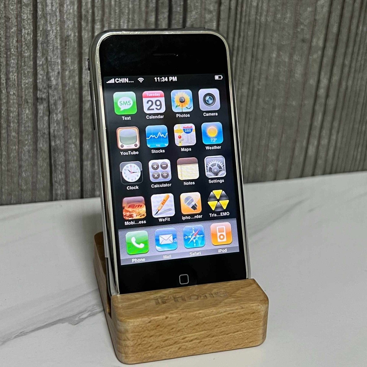 Full working Apple iPhone 1st Generation 8GB Black (Unlocked Full working Apple iPhone 1st Generation 8GB Black (Unlocked