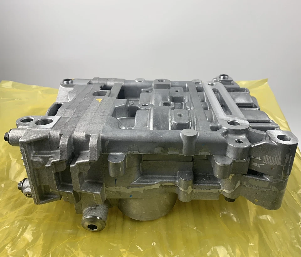 正品发动机油泵轴平衡组件 2.4L Optima Sonata 2011-2012-2013 — 第 4/4 张图片