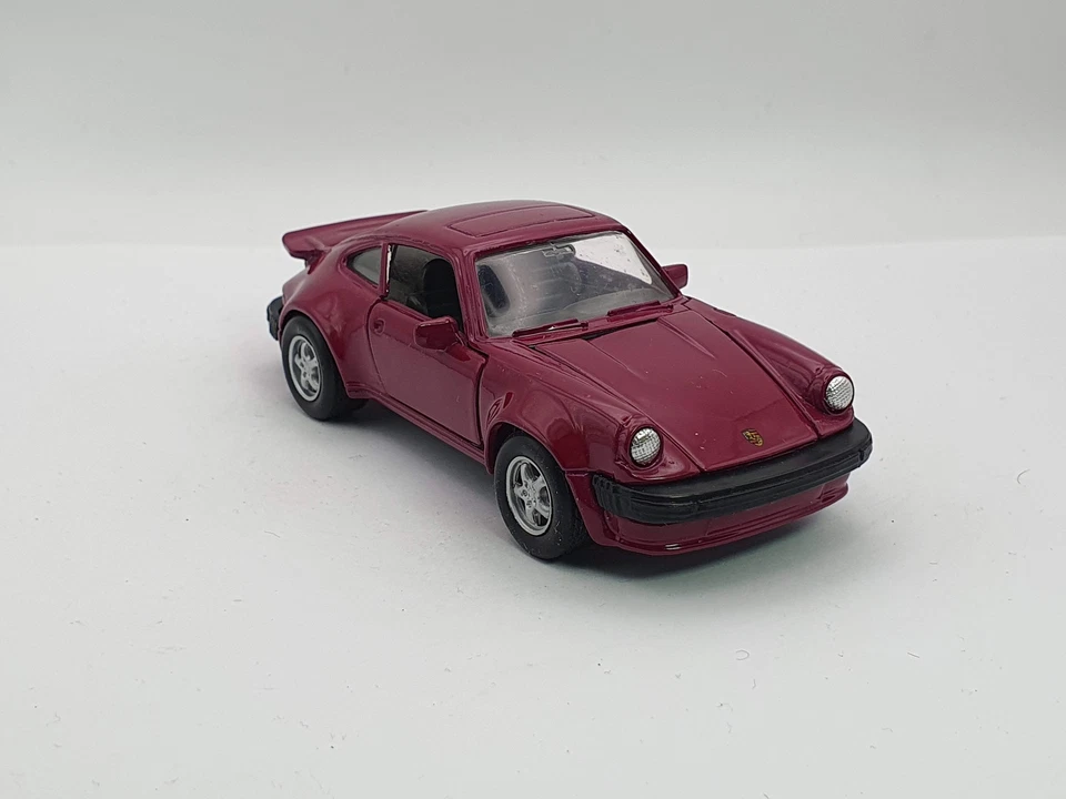 Porsche 911 Turbo Welly 1/35 Viola - Immagine 4 di 4