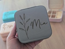 Personalisiertes Schmuckkästchen mit Gravur – Schmuckbox mit Name &/ oder Datum 