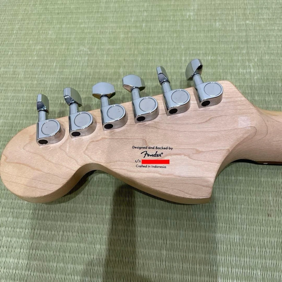 Squier affinity Stratocaster silver - Image 4 of 4