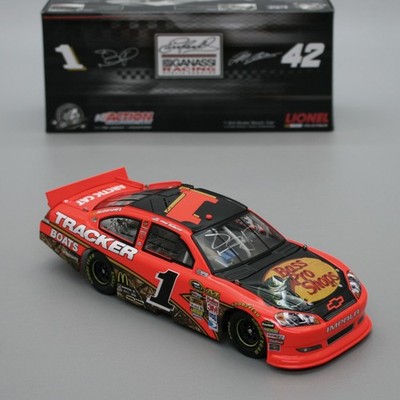 Jamie McMurray #1 Autographed 422/600 Impala 2011 Nascar Bass Pro/Tracker Boats
