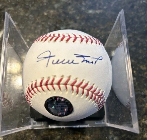 JSA. Willie Mays Autographed Baseball Certified Signed