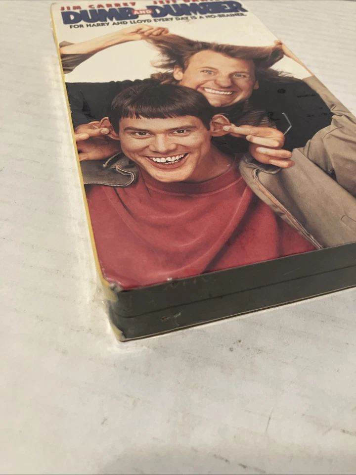 Dumb and Dumber VHS 1995 Jim Carrey Jeff Daniel's Brand New Sealed - Image 2 of 4