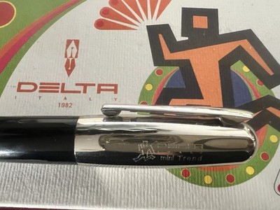 DELTA Mini Trend Ballpoint Pen Lacquer Black Chrome Cap NOS