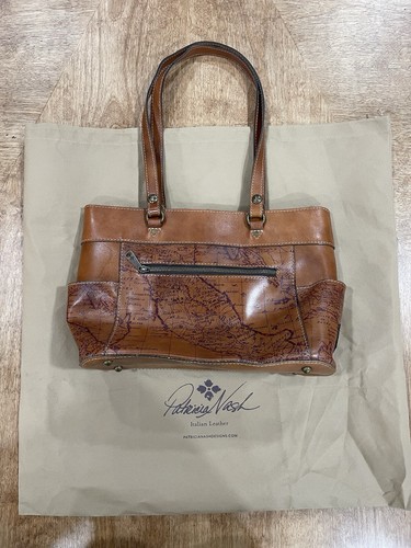 Patricia Nash Map Of Italy Small Tote - Picture 2 of 10