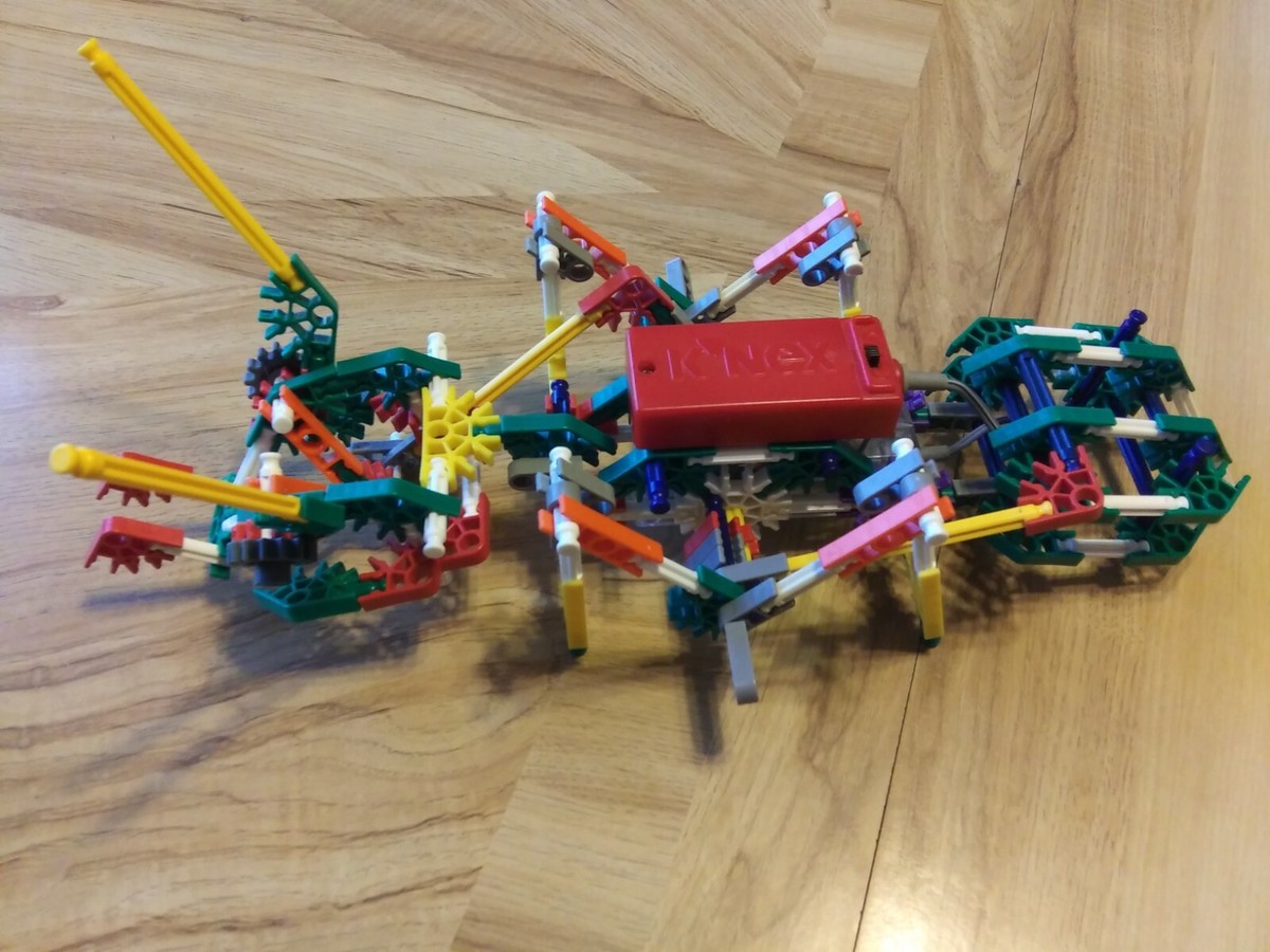 Vintage (1995) K'NEX Cyberbugs Antera Set 12101 w