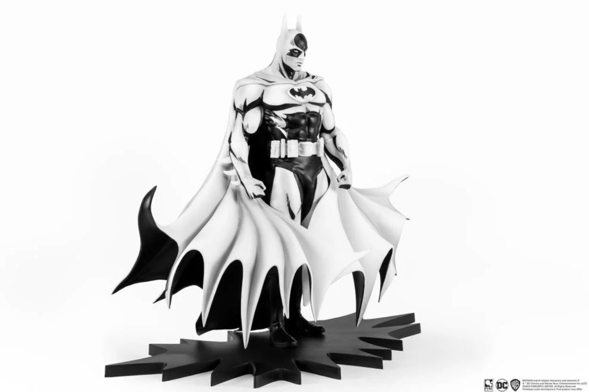 【美品】大友克洋 BATMAN:BLACK AND WHITE s-l400.jpg