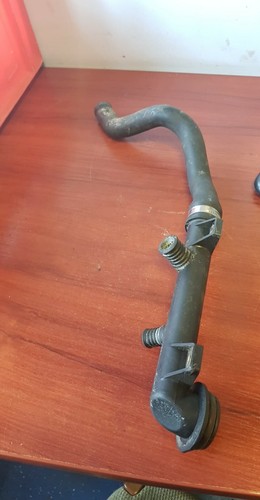 BMW Serie 3 E36 Schlauch Kühlerschlauch 64.21-1387010