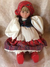 Poupée COROLLE Réfabert Ludmilla RUSSE 1990 numérotée 52 cm