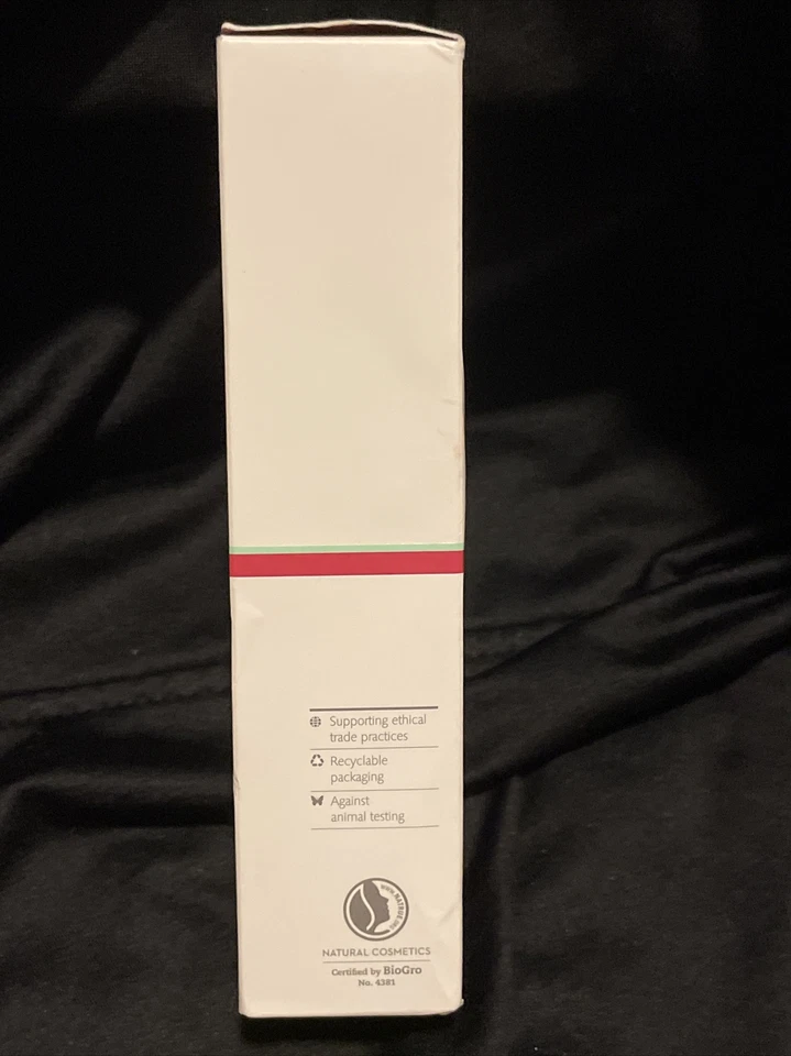 Loción hidratante matificante Trilogy 1,69 fl. oz. Foto 4 de 4