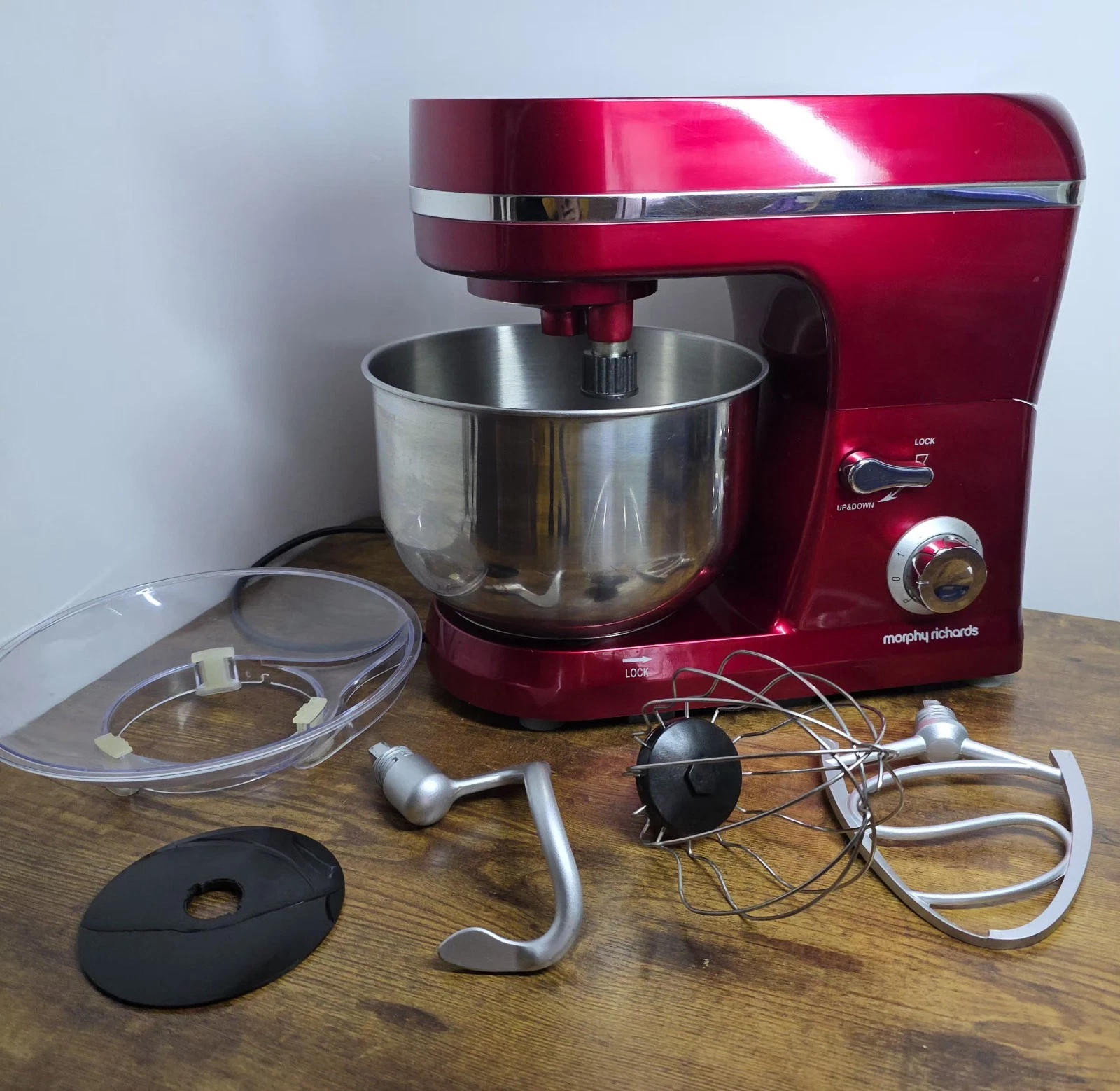 Morphy Richards Red Stand Mixer 800W Accents Range Heavy Duty Model 400003 VGC
Opens in a new window