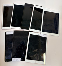 Lot of 8 Assorted For Parts iPads As Is the screens in good conditions