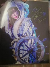 KAIRI SANE    WWE AEW NXT SIGNED AUTOGRAPHED  8X10 PHOTO