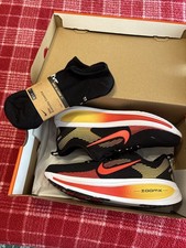 Talla 12 Nike Vomero 18 Zapatos para Correr con Calcetines Nike Dri Fit