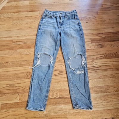 AMERICAN EAGLE Jeans Womens Size 4 Mom Jean Distressed Strigid Blue AEO