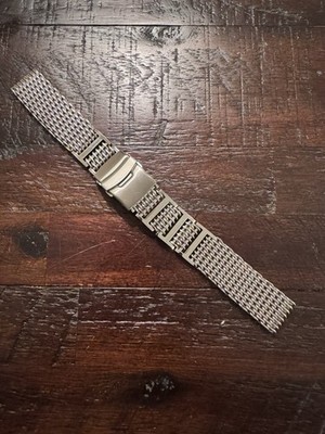 StrapsCo 20mm Shark Mesh Stainless Steel Watch Bracelet H-Link Dive Strap