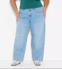 NWT Wild Fable Barrel Jeans Size 17 Distressed Light Wash 32  Inseam