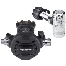 Apeks XTX50 Regulator, Yoke