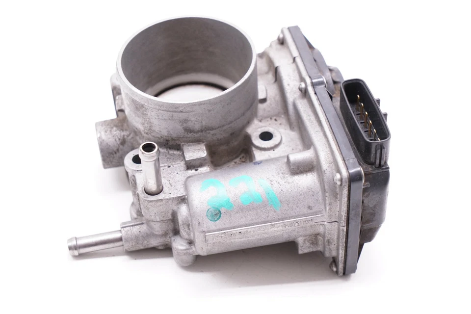 Клапан управления кузовом дроссельной заслонки 2012-2015 Toyota Prius Lexus CT200H 22030-37060 - Изображение 2 из 4