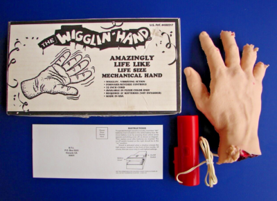 RARE 1983 Vic's Novelty The Wigglin' ZOMBIE Hand, Mechanical