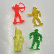 1960s TIM MEE TOYS 2 .5 Plastic Colorful Cowboys Indian Gun Fighters Chief