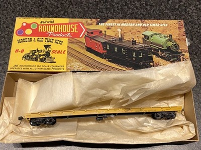 Roundhouse H0 Flatcar 60' UP unbespielt + 4 neue Räder - OVP ohne Ladung/Ketten