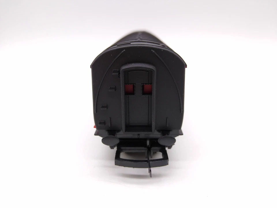 Hornby Red Night Mail (TPO) Travelling Post Office 105 - (Unused) Mint Condition - Image 4 of 4