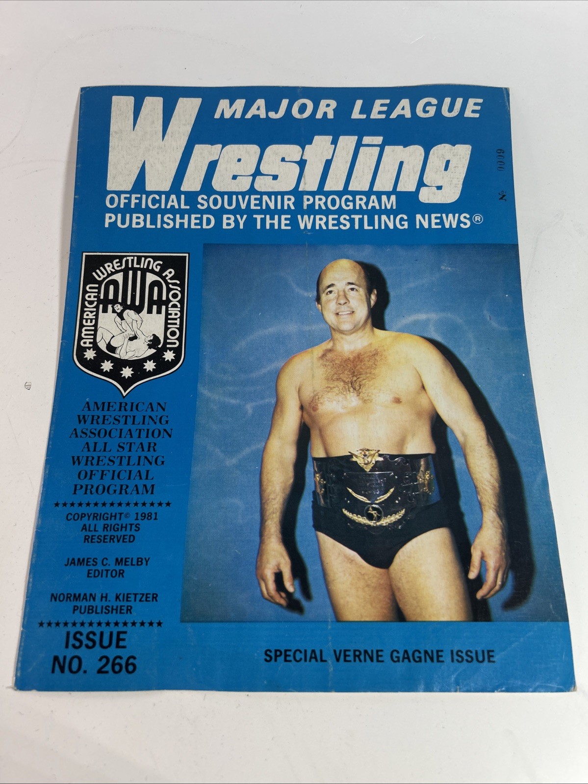 Vintage MAJOR LEAGUE WRESTLING Official Souvenir Program #266 1981