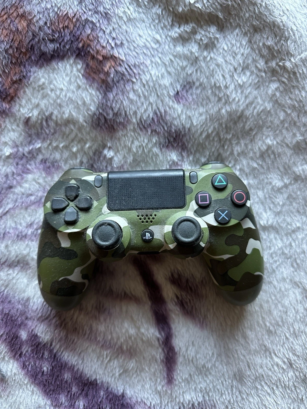 Sony PlayStation 4 DualShock Wireless Controller - Picture 1 of 2