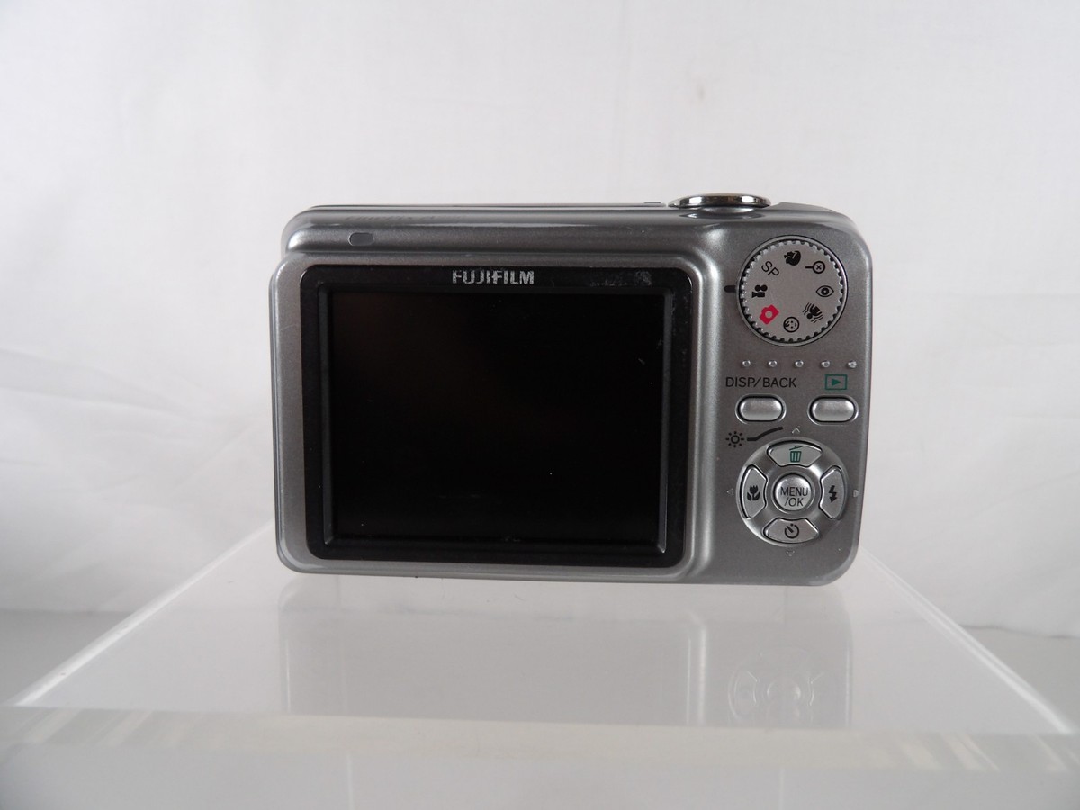 Fujifilm A900 Fine Pix Digital Camera 9 Mega Pixels 4X Optical
