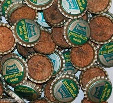 Soda pop bottle caps Lot of 25 FANTA GRAPEFRUIT by COCA COLA cork new old stock