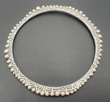 SILPADA STERLING SILVER 925 "PERFECTLY QUIRKY" SCROLL BANGLE BRACELET 8" B2279