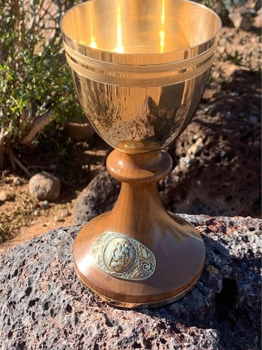 Vintage Wood & Brass Alter Chalice Religious Church Goblet Estate Find - Picture 6 of 8