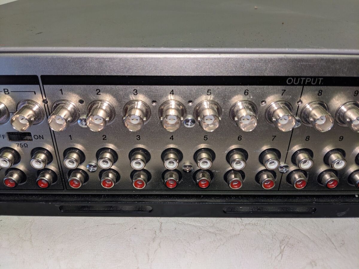 s-l1200.jpg s-l1200.jpg