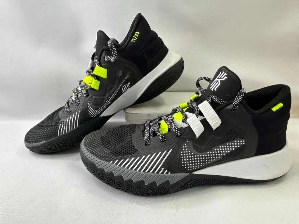 Preços baixos em Nike Kyrie Flytrap 5 Black Cool Grey | eBay