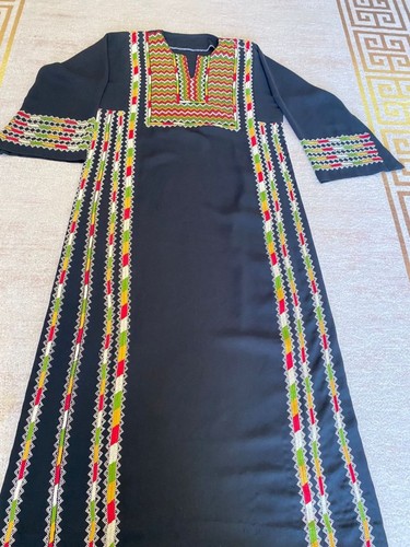 Traditional Hand-Embroidered Palestinian Jordanian Thobe Used - Very Good CondiM