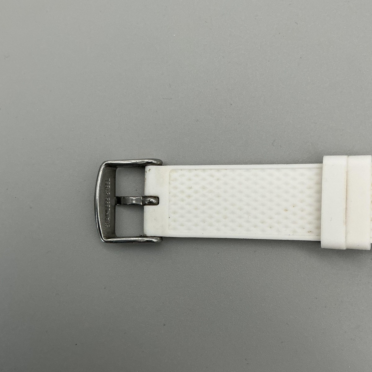 Fossil Womens Watch 39mm White Dial Silicone Chronograph 