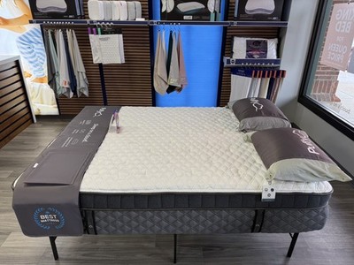 Puffy Royal Queen Mattress - Floor Model - Pick Up and Delivery
