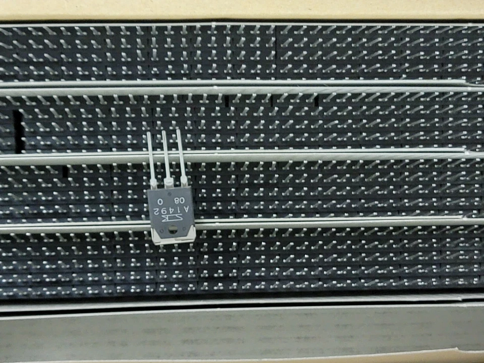 400 Pares de TRANSISTORES DE SALIDA SANKEN ORIGINALES NUEVOS ORIGINALES GENUINOS 2SC3856-O 2SA1492-O Foto 2 de 4