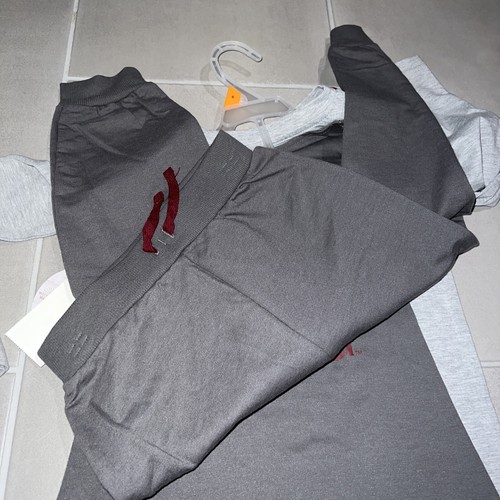 Harry Potter Boys Caped Gray Pajamas T-Shirt & Lounge Pants Sleep Set Sz 6 NWT - Picture 5 of 6