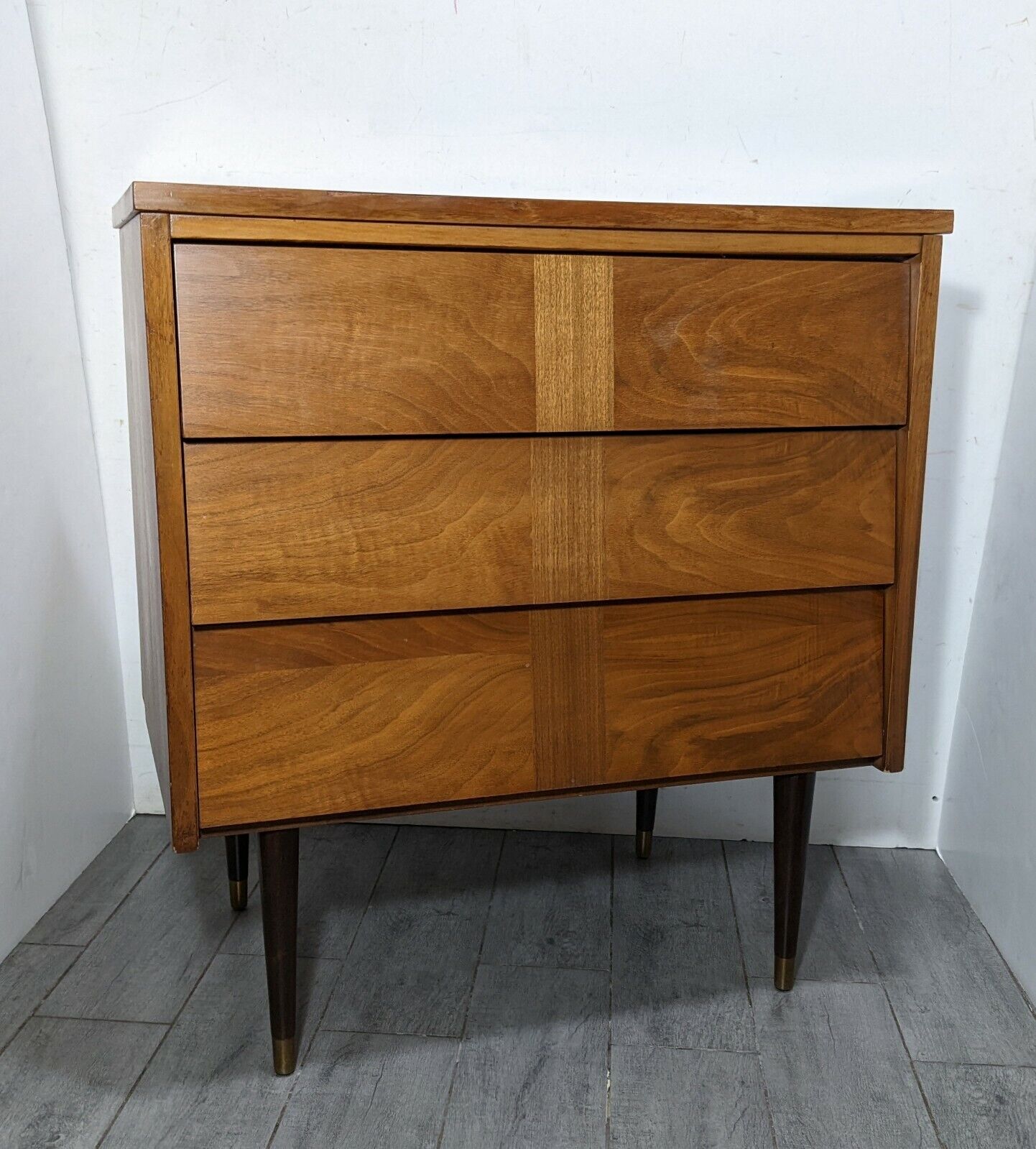 Vintage WARD Mid Century Modern 3-Drawer Chest Dresser Walnut Formica Louvered