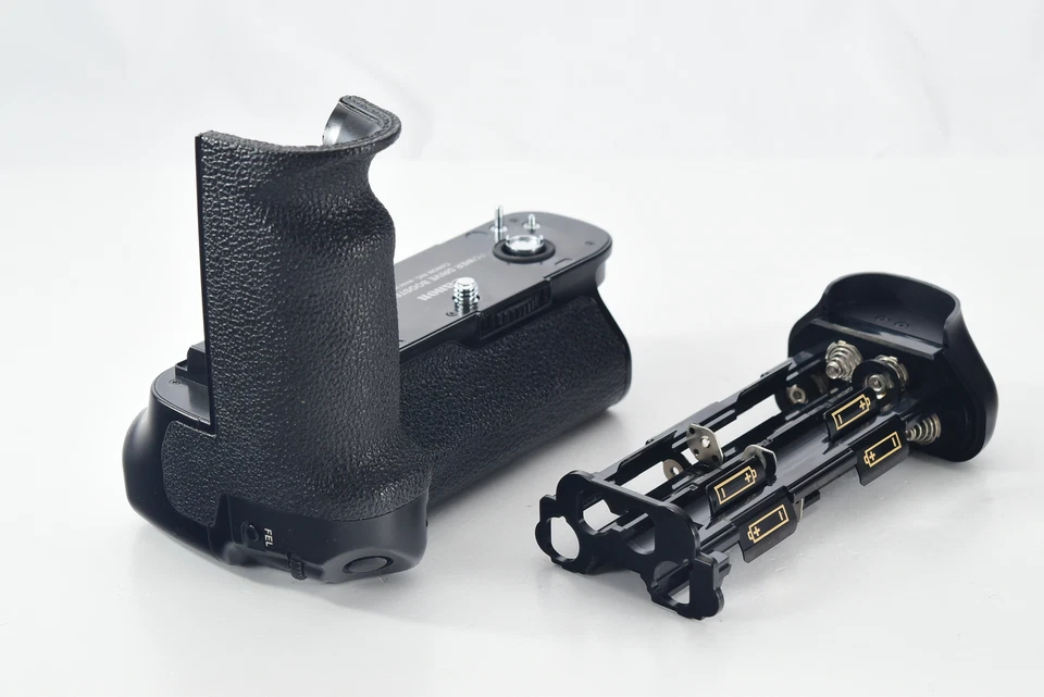 [Near MINT] Canon PB-E2 Power Drive Booster for EOS-1 1V 1N 3 From JAPAN - Image 3 of 4