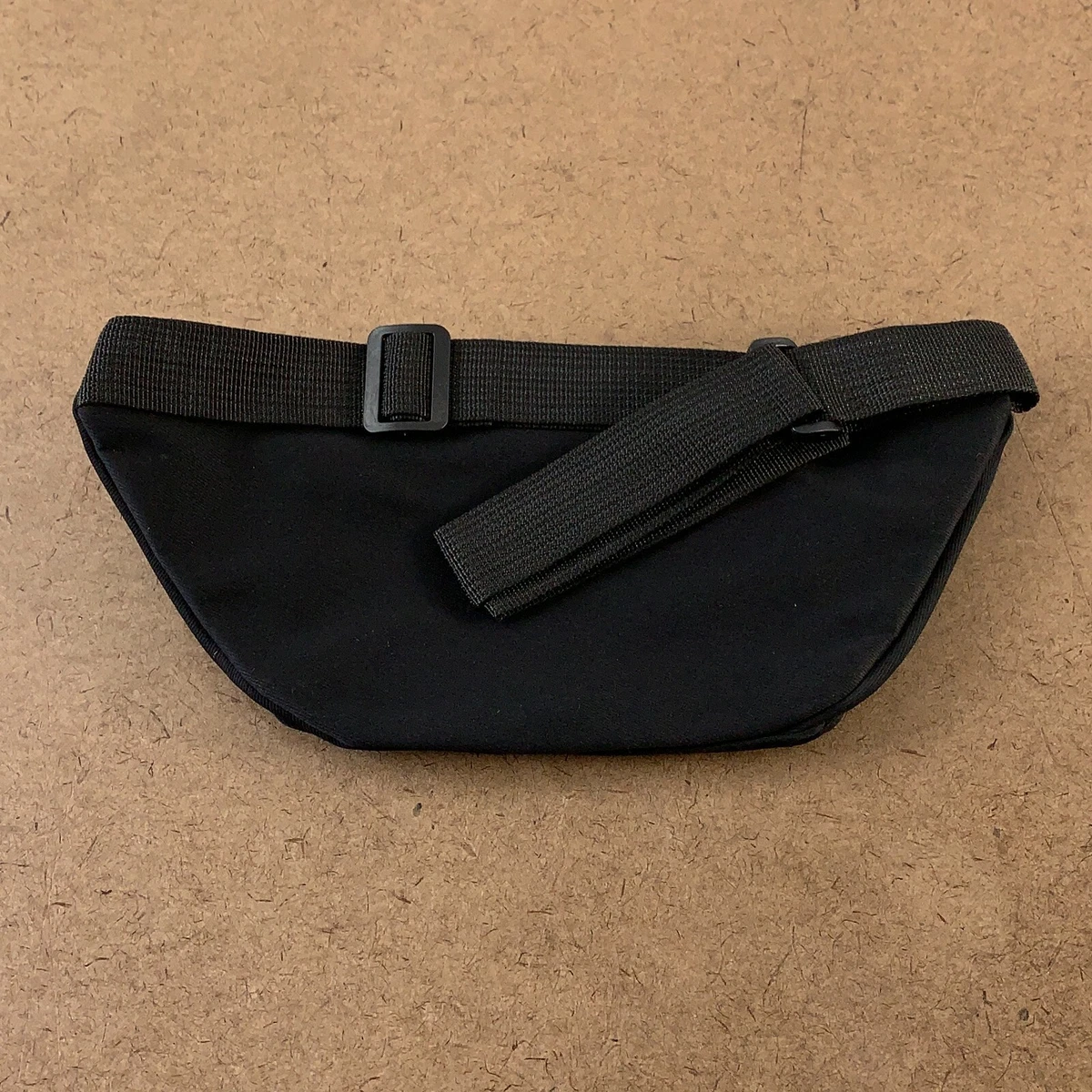 Shein Women s One Size Black Minimalist Zip Fanny Pack Waist Bag NWT