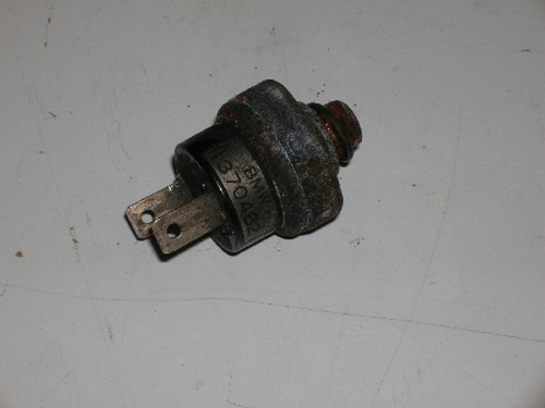 BMW 64531390070, 1370462