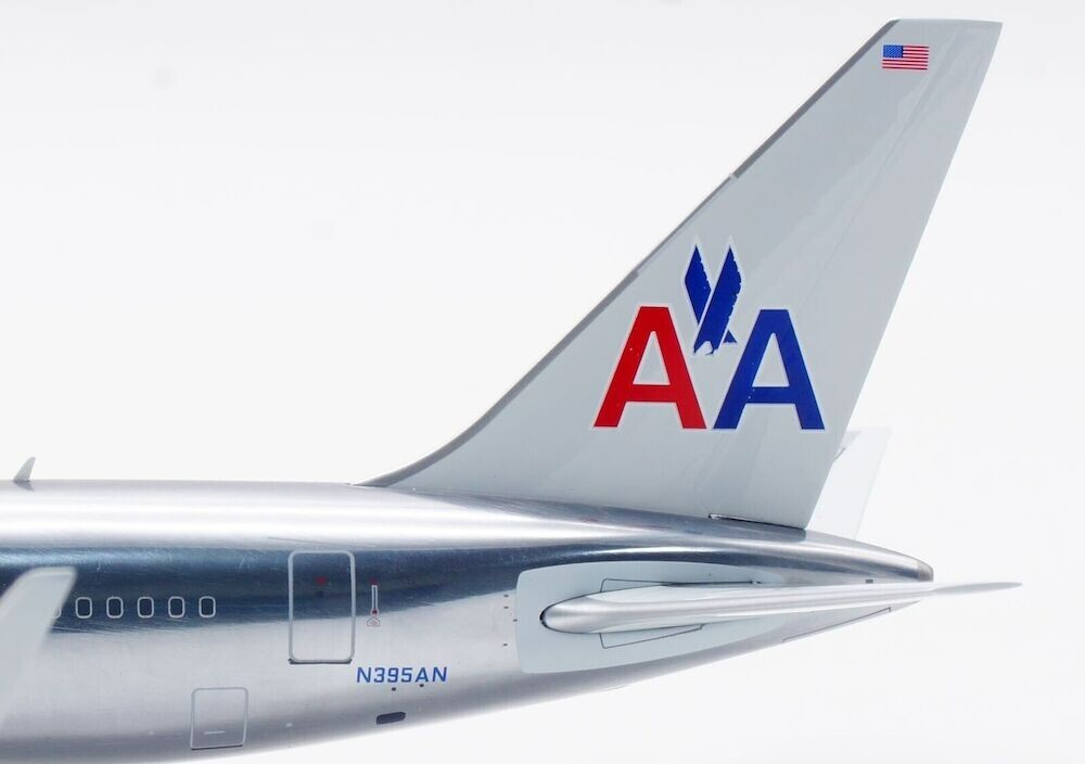 アメリカン航空 767-300ER N395AN 1/200 1:200 IF200 American Airlines Boeing 767-300 N395AN w/Stand