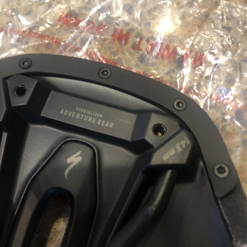 Sillín Specialized Edición Limitada, Denim Adventure Gear, 143 mm Foto 3 de 4